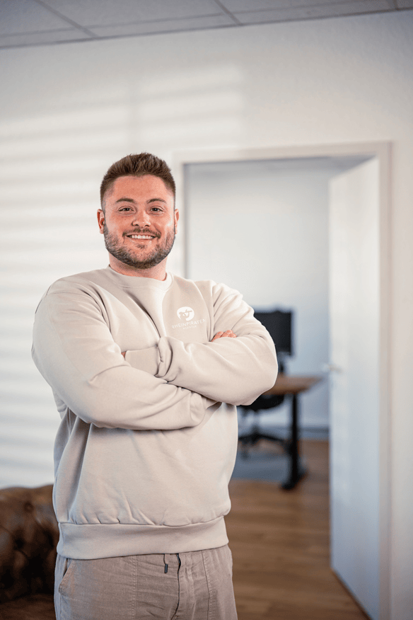 Maurice Rheinpiraten Agentur in Rheinbreitbach, Bonn und Köln– Grafikdesign, Webdesign, Werbetechnik & Textilveredelung