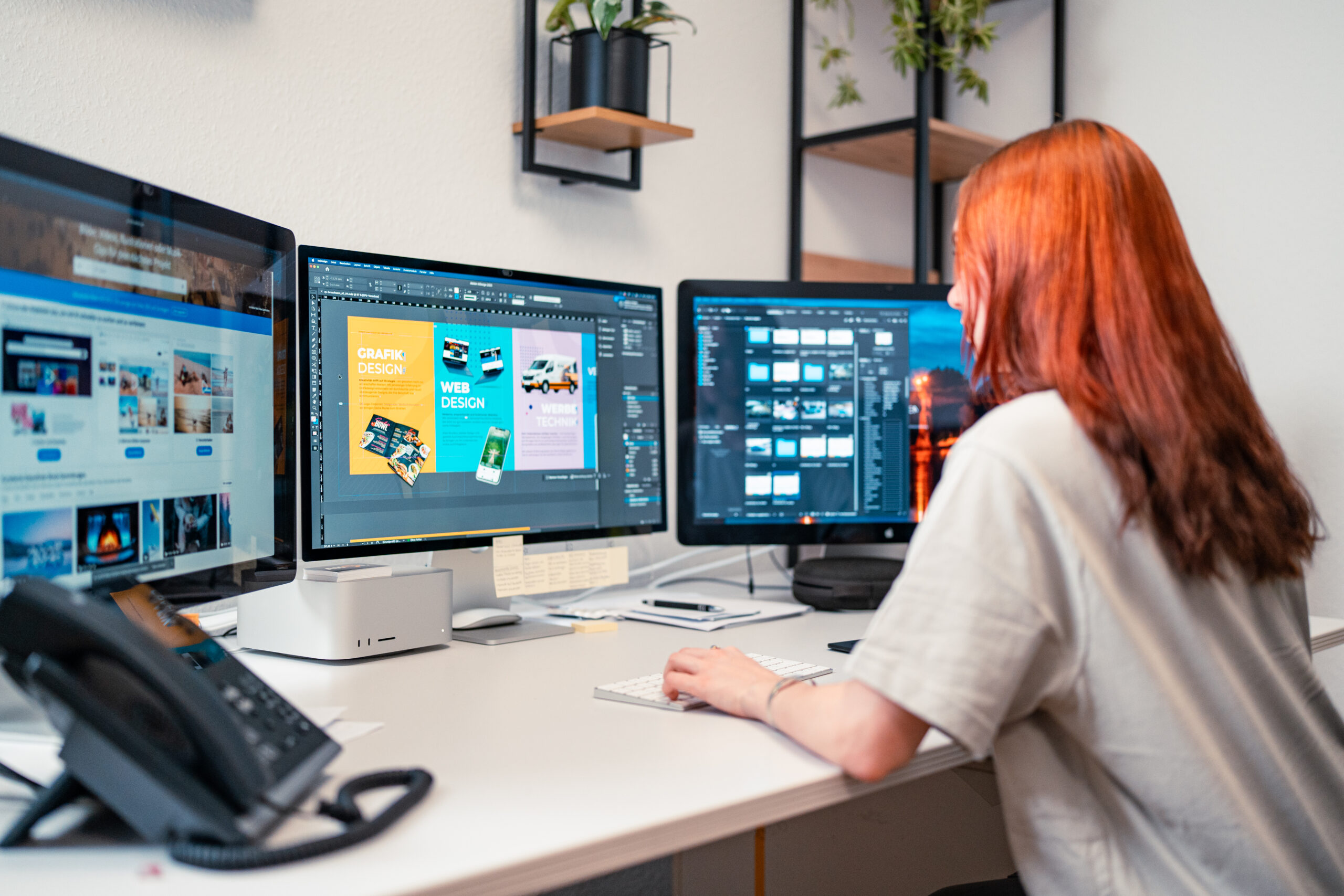 girl working Rheinpiraten Agentur in Rheinbreitbach, Bonn und Köln– Grafikdesign, Webdesign, Werbetechnik & Textilveredelung